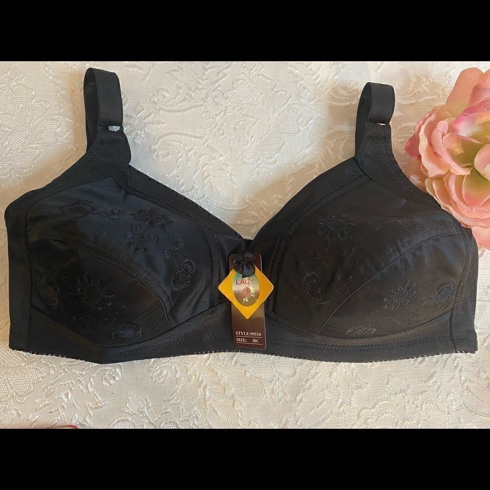 🌷Lacy assorted floral print sexy fashion Bras 38C